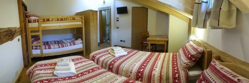 Beb La Stube Dei Partel Bed & Breakfast Ziano Di Fiemme Ngoại thất bức ảnh